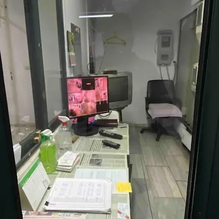 Apartment Downtown 2 Bedroom Ac Wifi