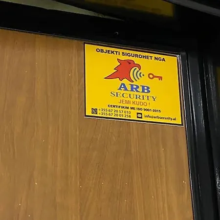 Downtown 2 Bedroom Ac Wifi