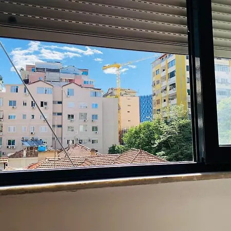 Downtown 2 Bedroom Ac Wifi